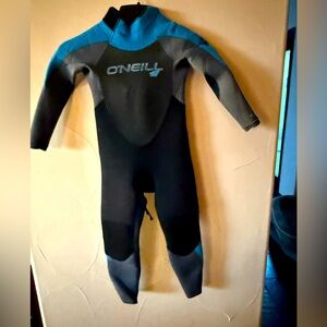 O’Neill Youth Epic 4/3 mm Back Zip Full Wetsuit.